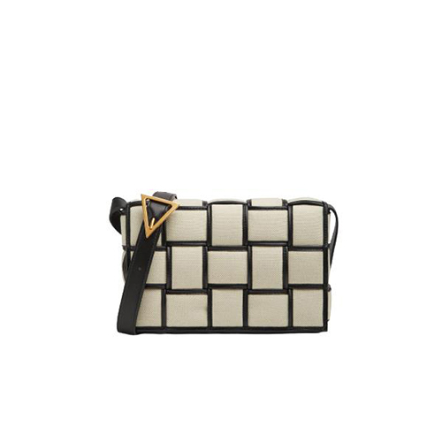 [스페셜오더]BOTTEGA VENETA-710210 보테가 베네타 내추럴 패디드 카세트 백 26CM